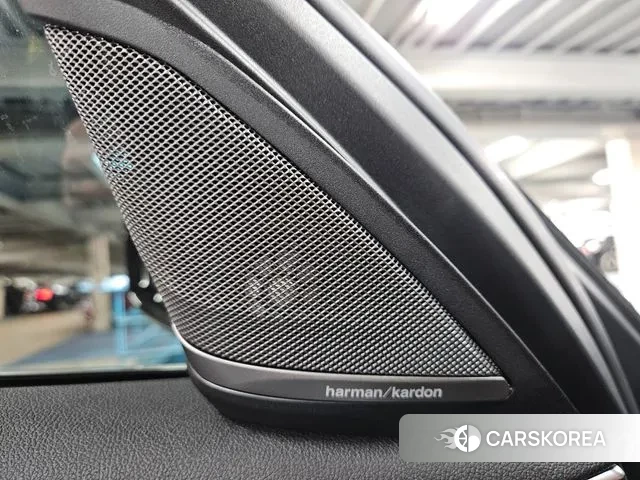 BMW 5 Series (G30) id 3740055 из Кореи 14