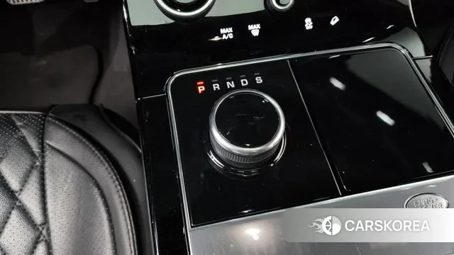 Land Rover Range Rover Velar id 3408231 из Кореи 19