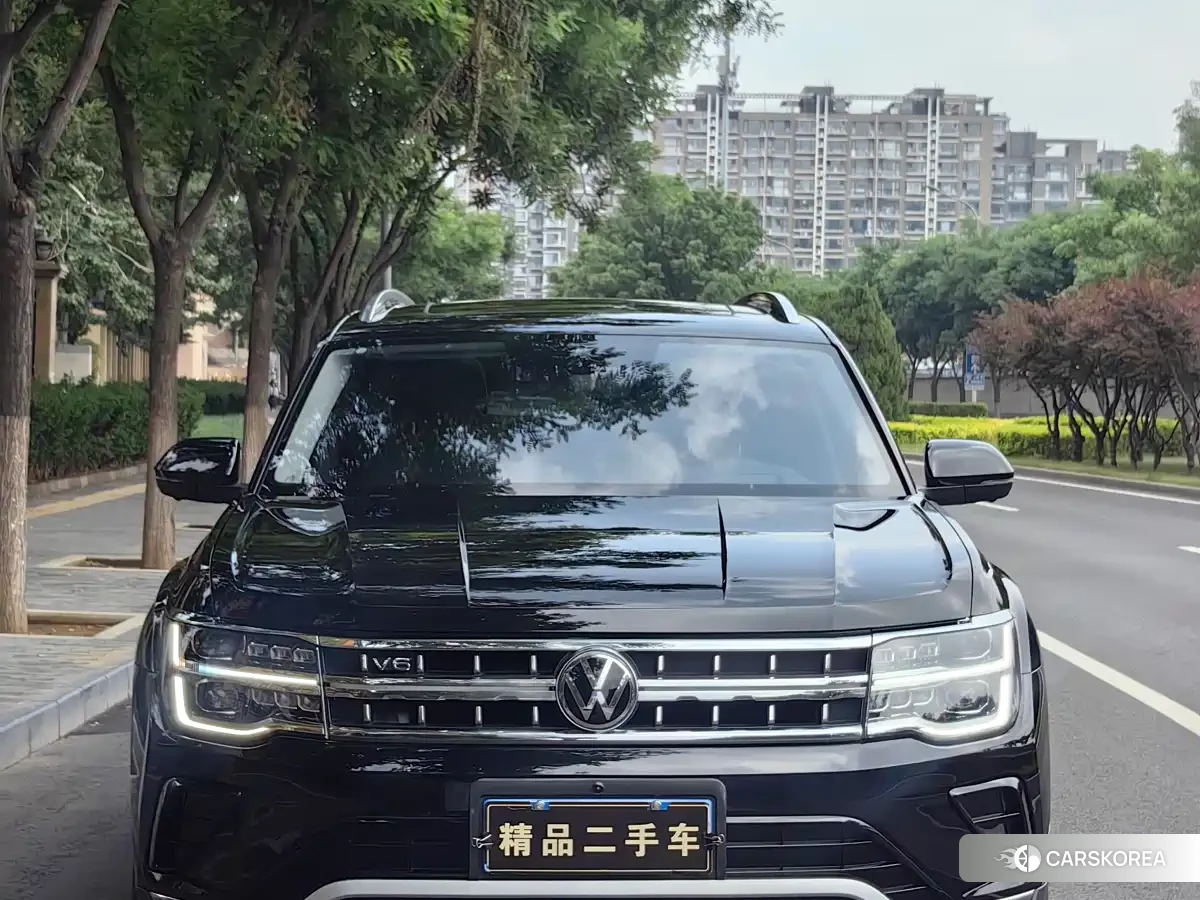Volkswagen Touareg id 4634851 из Китая 31