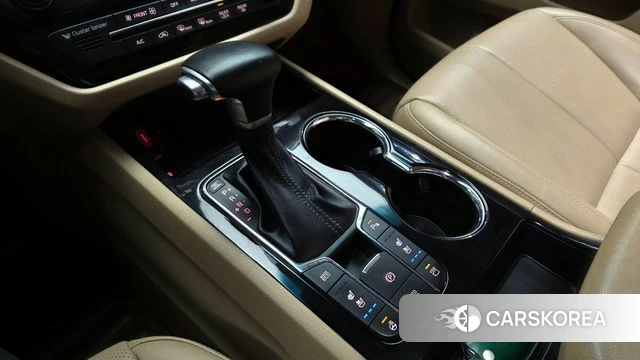 Kia The New Carnival id 3880140 из Кореи 19