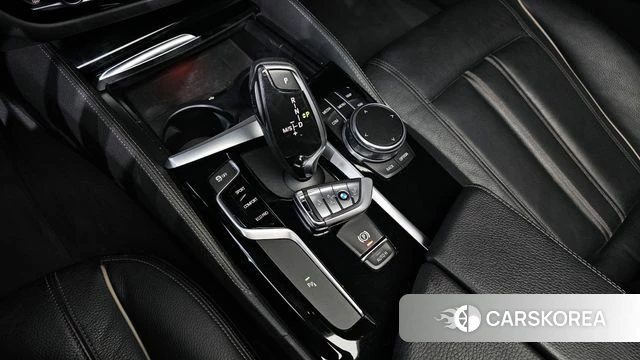 BMW 5 Series (G30) id 3873423 из Кореи 19