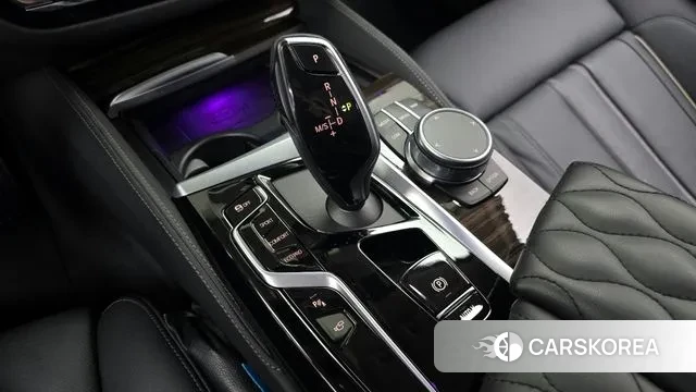 BMW 5 Series (G30) id 3458900 из Кореи 19