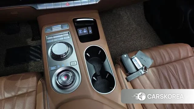 Genesis GV70 id 3777418 из Кореи 19