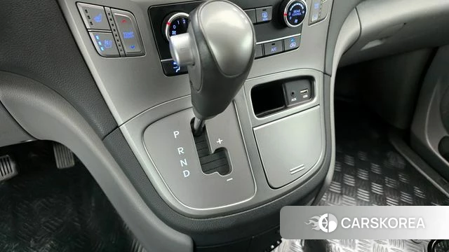 Hyundai The New Grand Starex id 4345410 из Кореи 29