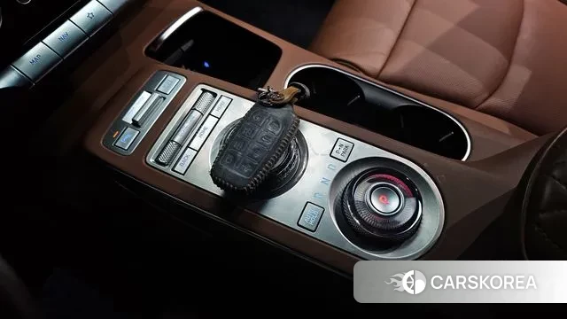 Genesis GV70 id 3058585 из Кореи 19