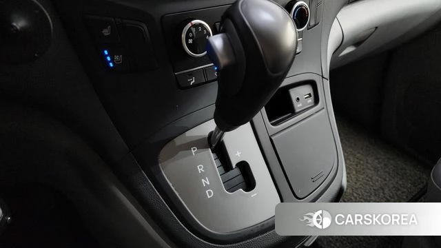 Hyundai The New Grand Starex id 4378222 из Кореи 29