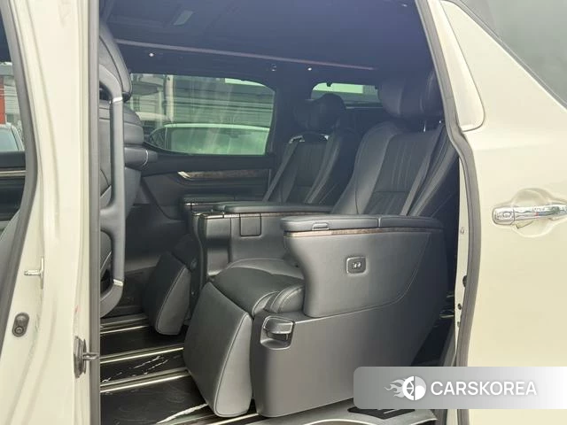Toyota Elfa id 4353444 из Китая 19