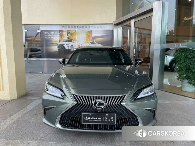 Lexus ES id 4291530 из Китая 9