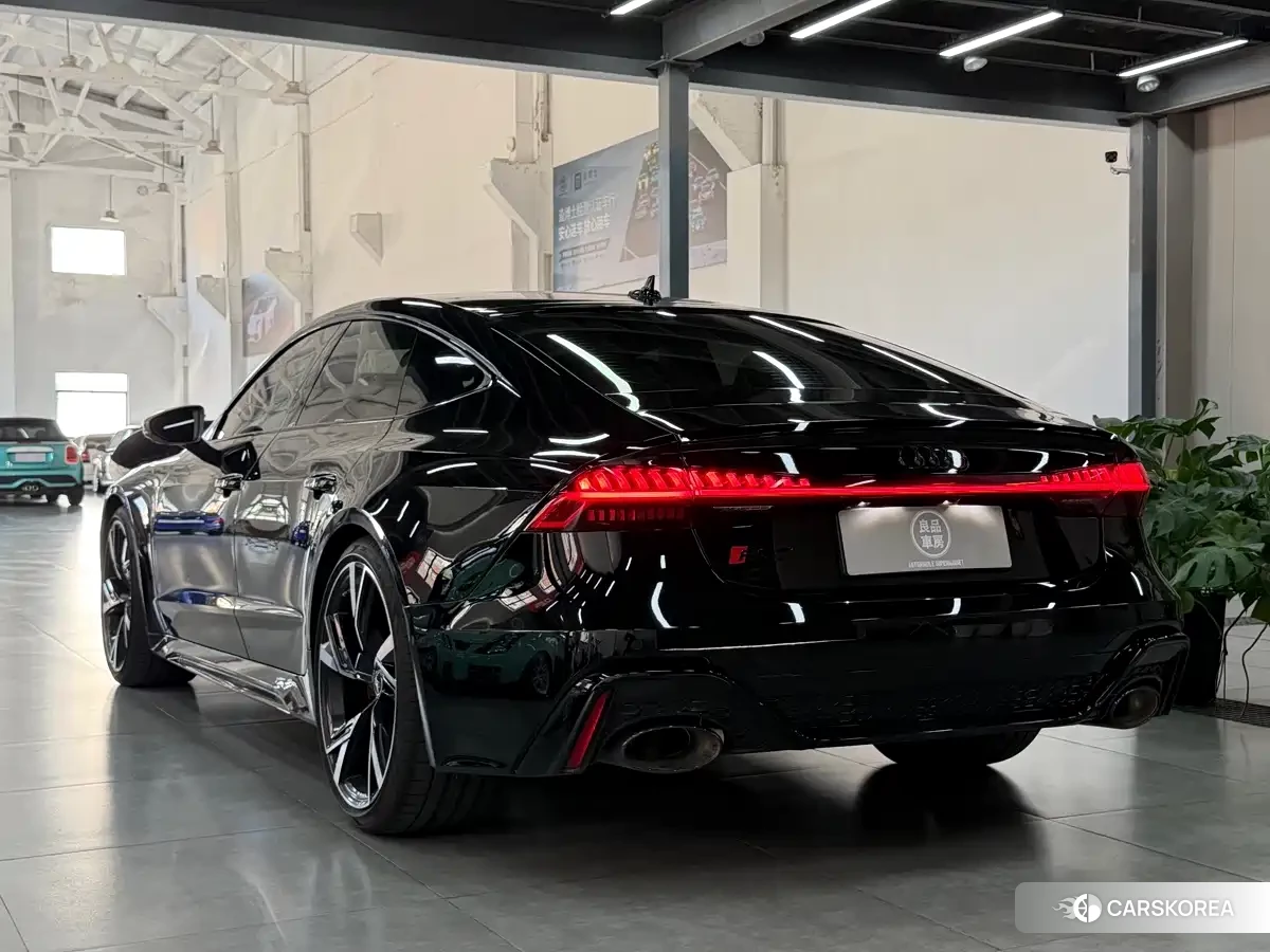 Audi RS 7 id 4628237 из Китая 10