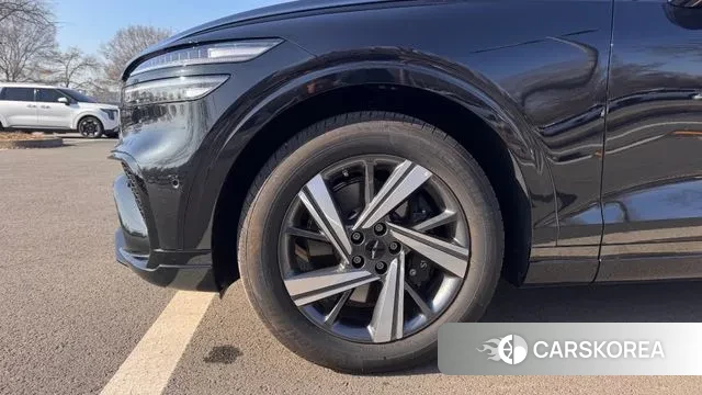 Genesis GV70 id 3653703 из Кореи 18