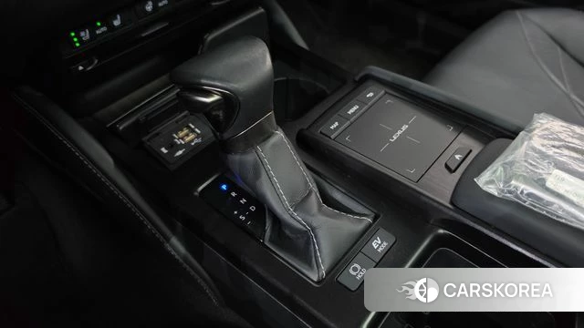 Lexus ES300h 7th generation id 4746069 из Кореи 38