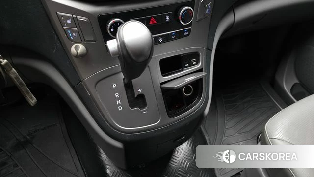 Hyundai The New Grand Starex id 4482378 из Кореи 31