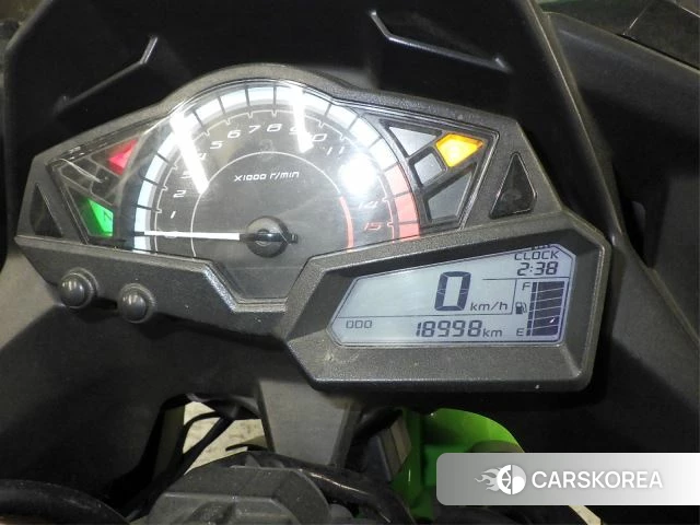 Проданный Kawasaki NINJA 250 ABS id 4205976 из Японии, фото 33