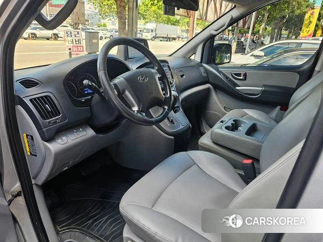 Hyundai The New Grand Starex id 4447818 из Кореи 19