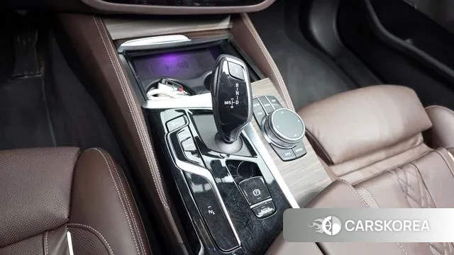 BMW 5 Series (G30) id 3472678 из Кореи 19