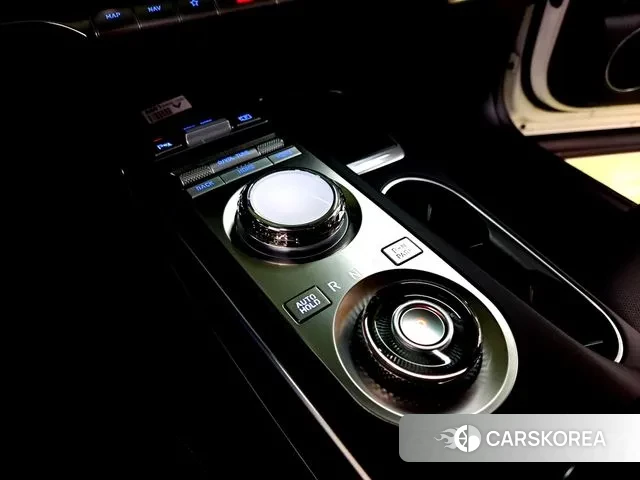 Genesis GV70 id 2993789 из Кореи 19