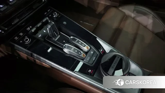 Porsche 911(992) id 3390995 из Кореи 19