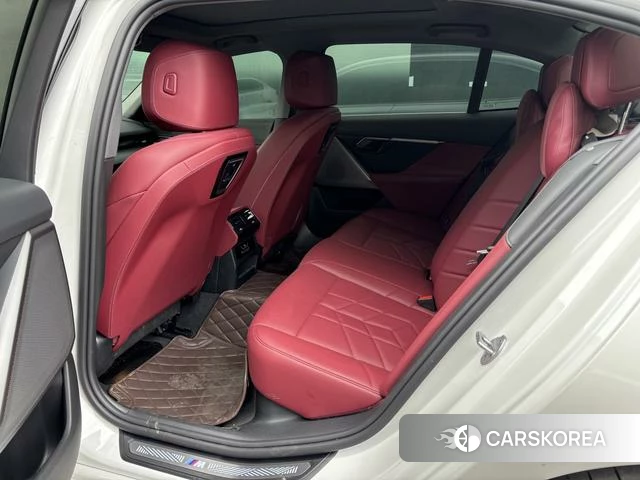 BMW 5 series id 4257429 из Китая 9