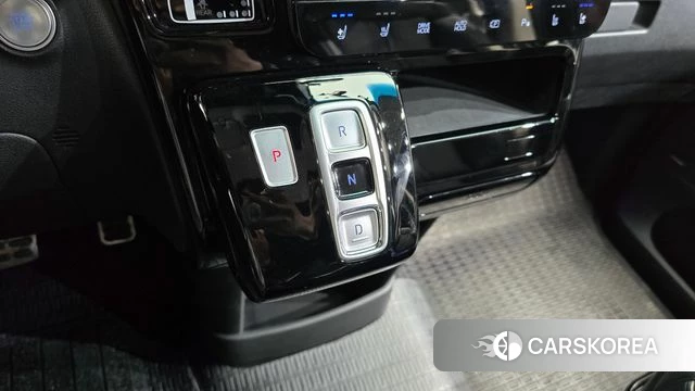 Hyundai Staria id 4309767 из Кореи 31