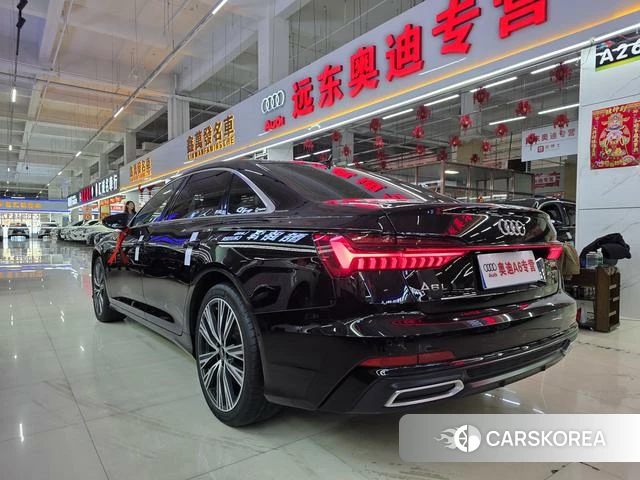Audi A6L id 4291263 из Китая 9