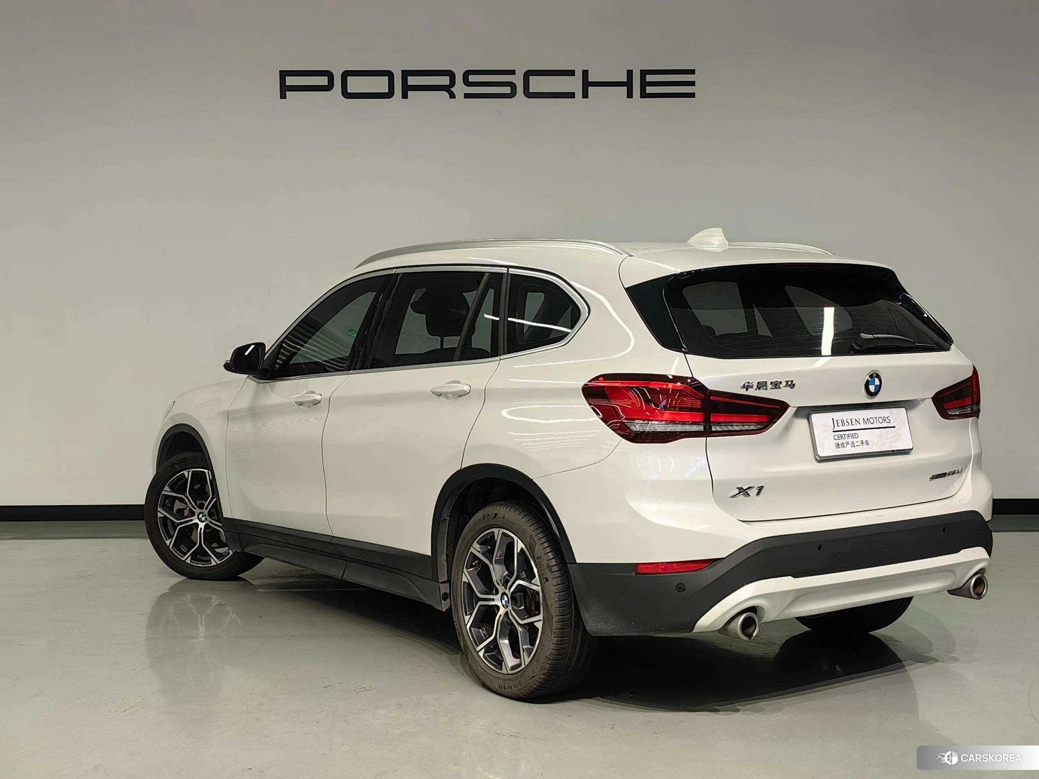 BMW X1 id 4510988 из Китая 11
