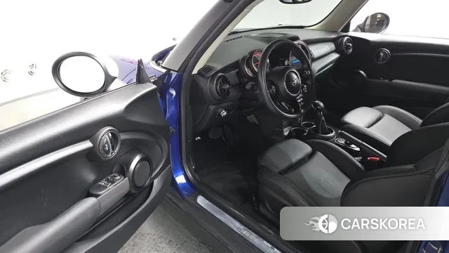 Mini Cooper id 3709075 из Кореи 19