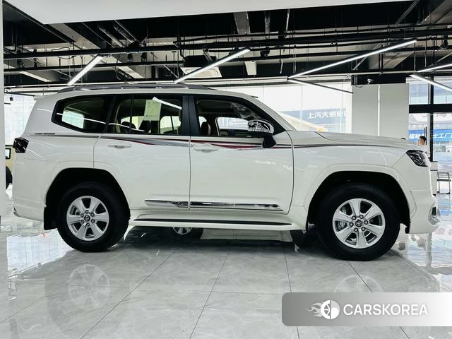 Toyota Land Cruiser (imported) id 4275846 из Китая 9
