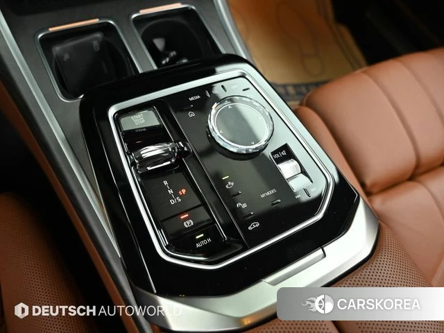 BMW 7 Series (G70) id 4656384 из Кореи 19