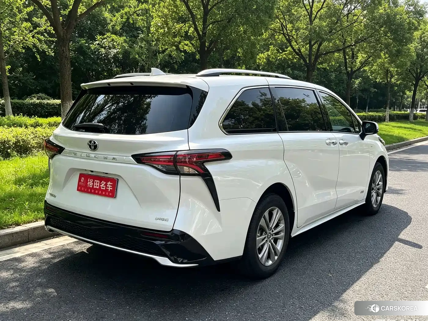 Toyota Sienna id 4577514 из Китая 9