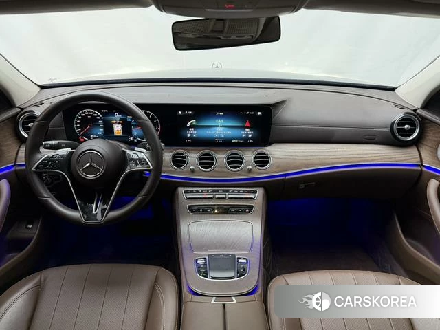 Mercedes-Benz E-class id 4279237 из Китая 16