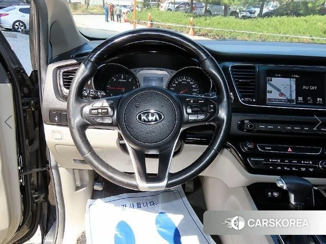 Kia The New Carnival id 4233165 из Кореи 19