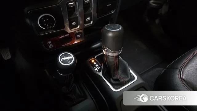 Jeep Wrangler (JL) id 3407902 из Кореи 19