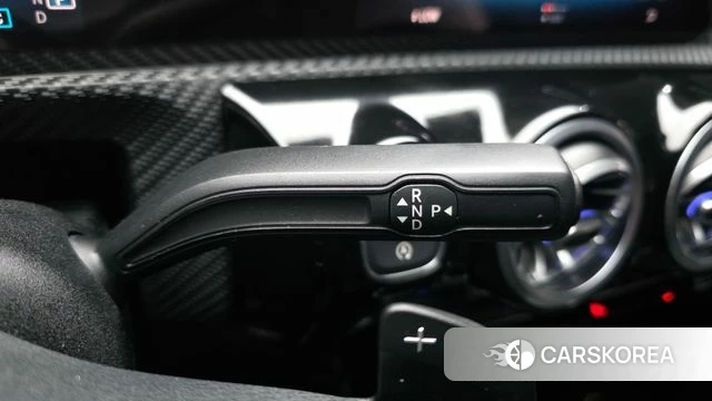 Mercedes-Benz A-Class W177 id 3955134 из Кореи 19