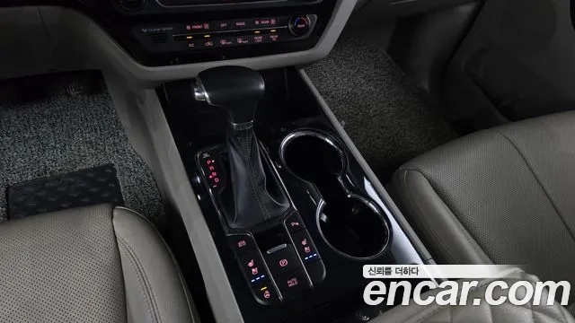 Kia The New Carnival id 2912971 из Кореи 19