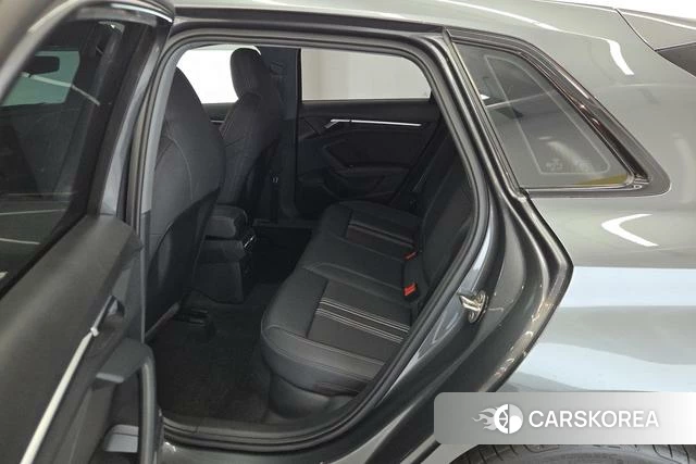 Audi A3 id 3810332 из Китая 16