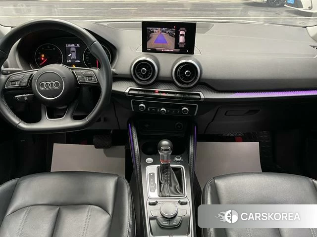 Audi Q2L id 4290472 из Китая 17