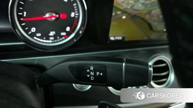 Mercedes-Benz E-Class W213 id 4225550 из Кореи 32