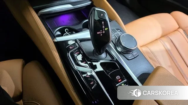 BMW 5 Series (G30) id 3533848 из Кореи 19