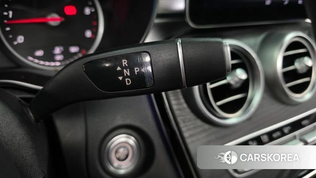 Mercedes-Benz C-Class W205 id 4746624 из Кореи 29