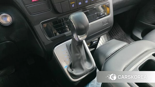 Hyundai Staria id 3897242 из Кореи 19