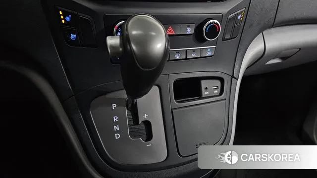 Hyundai The New Grand Starex id 3479340 из Кореи 19