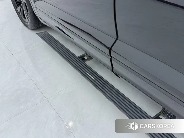 Volkswagen Touareg id 4271070 из Китая 22