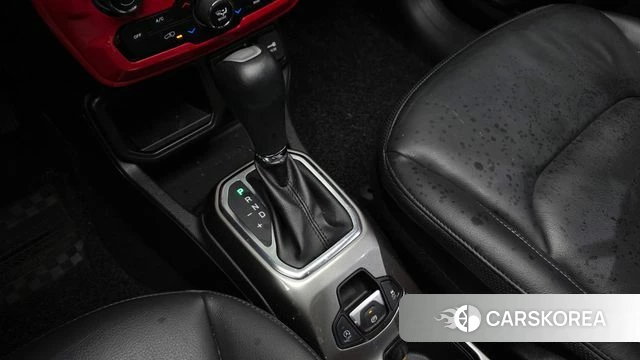 Jeep Renegade id 4284794 из Кореи 32