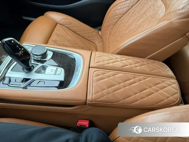 BMW 7 Series (G11) id 3654794 из Кореи 19