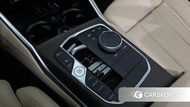 BMW 3 Series (G20) id 4579402 из Кореи 24