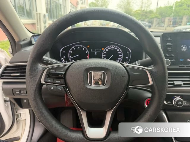 Honda Accord id 4241299 из Китая 17