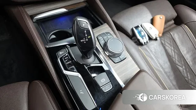 BMW 5 Series (G30) id 3608231 из Кореи 19