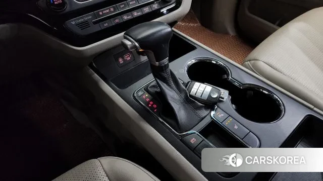 Kia The New Carnival id 3728178 из Кореи 19