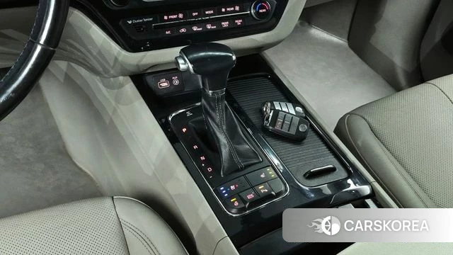 Kia All New Carnival id 4459754 из Кореи 19