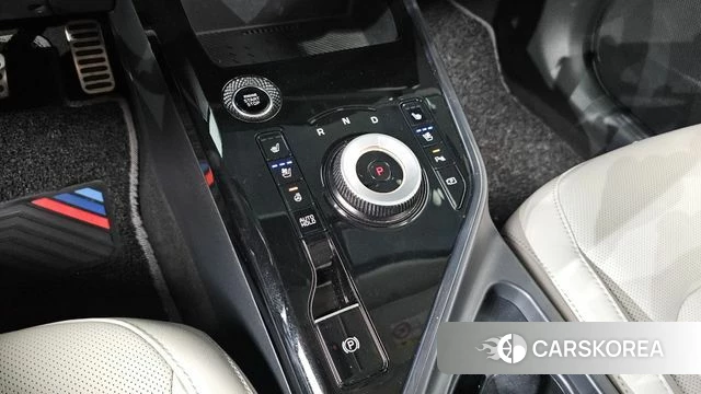 Kia Di Ol Nu Niro id 4337848 из Кореи 29